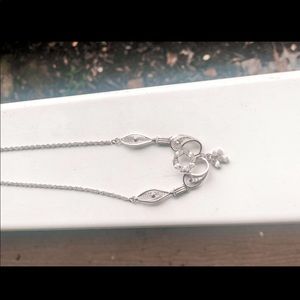 Silver dainty necklace